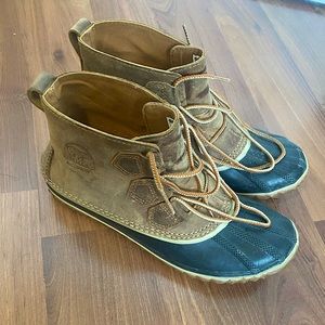 Sorel Out and About Boot rain boot size 7.5, great used condition!